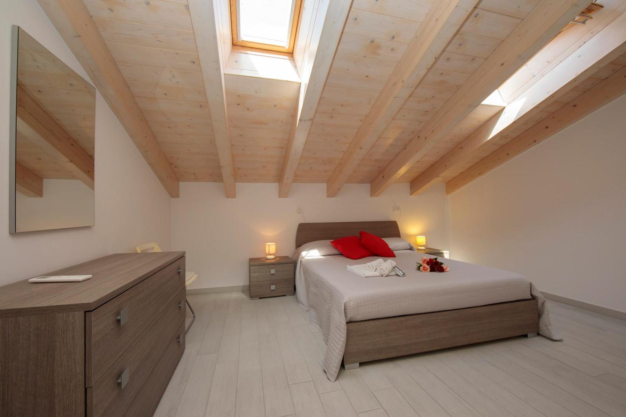 Silver Lake Apartment - Happy Rentals Анджера Екстер'єр фото