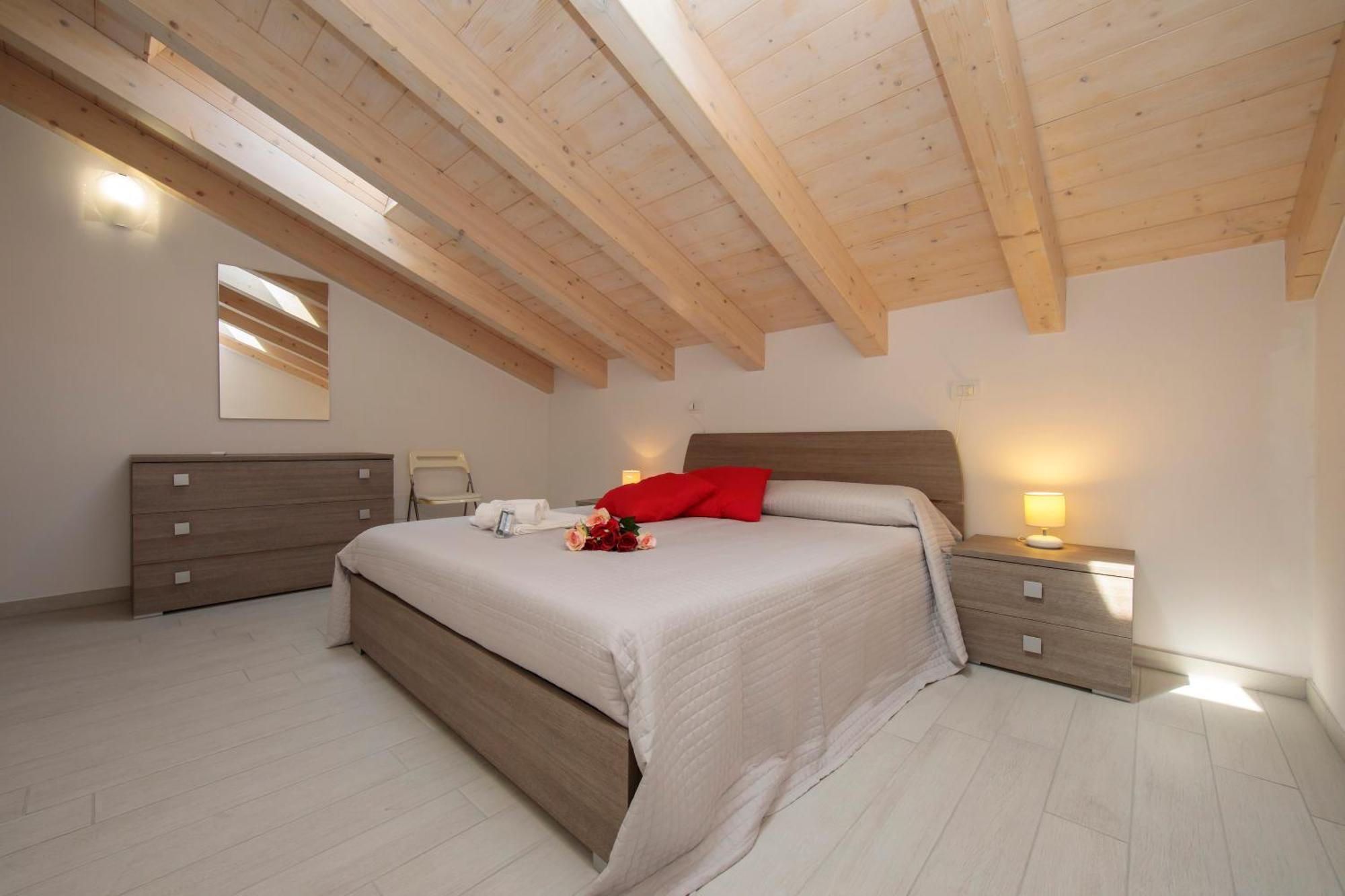 Silver Lake Apartment - Happy Rentals Анджера Екстер'єр фото